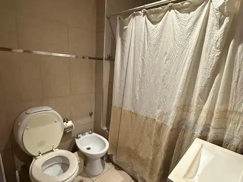 Departamento en venta en pleno centro de Marcos Paz
