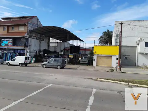 Avenida Champagnat y Almirante Brown