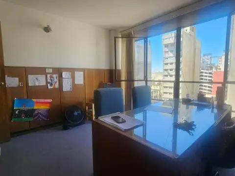 Oficina en Galería La Favorita