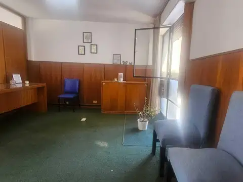 Oficina en Venta 50 años