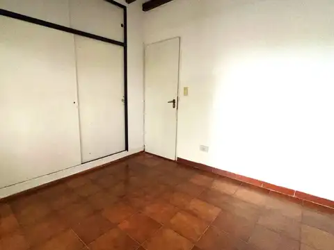 Depto Tipo Casa en Venta en Villa Ballester, USD 90.000