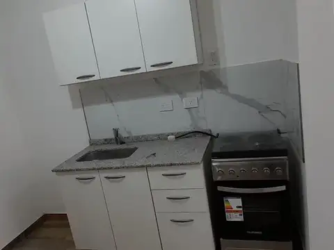 Depto Tipo Casa en Alquiler en Mataderos, $ 580.000