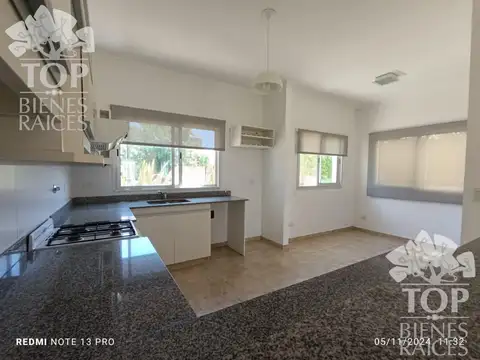Casa en Venta en El Cantón - Barrio Puerto, USD 255.000