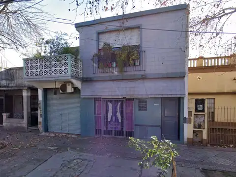 PH 2 AMBIENTES , CON GALPON Y LOCAL