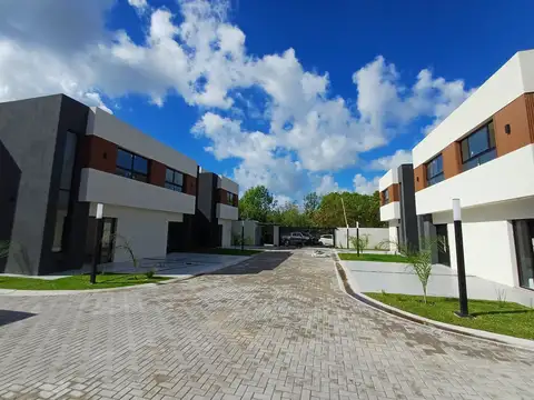 Venta casa Pilar Caamaño
