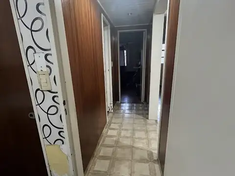 Casa Cuatro Ambientes en Venta en Quilmes Oeste - Apto Credito!