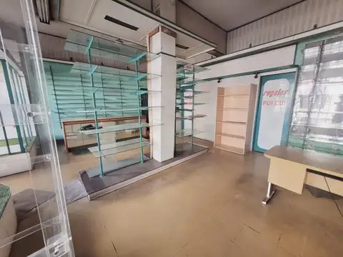 Local en Alquiler en Villa Ballester, $ 1.100.000