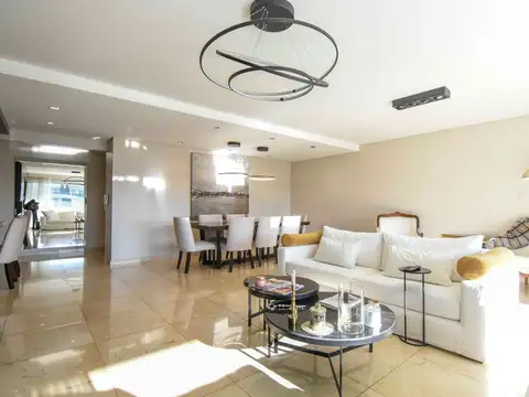 Departamento en Venta con 2 cocheras