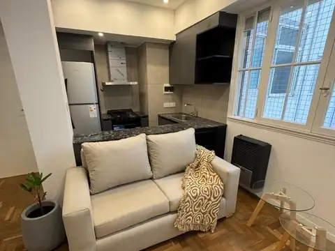 Departamento en Venta en Plaza Colon, USD 78.000