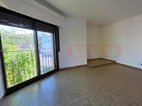 Depto Tipo Casa en Alquiler de 3 ambientes