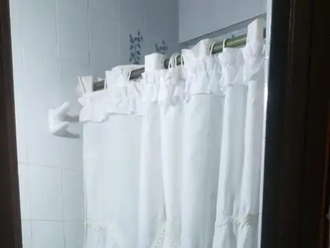 Departamento 5 ambientes con 2 baños