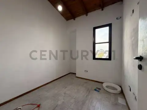 VENTA DUPLEX 4 AMBIENTES