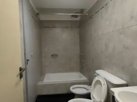 Depto Tipo Casa en Alquiler de 2 ambientes