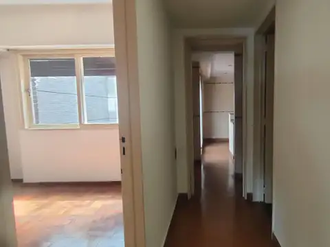 Depto Tipo Casa en Alquiler en Almagro, $ 920.000