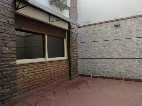 Depto Tipo Casa en Alquiler en Almagro, $ 920.000
