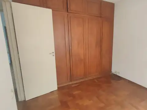 Depto Tipo Casa en Alquiler 47 años