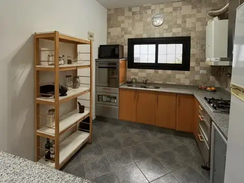 Casa en Venta en Dock Sud, USD 160.000