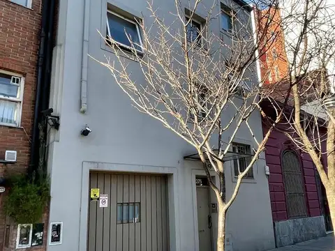 Ver Video - Espectacular casa con pileta – Las Cañitas