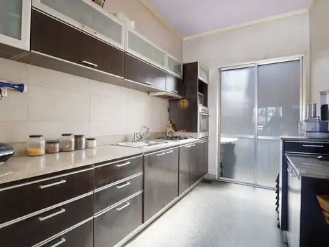 VENTA PH 4 AMB. CON TERRAZA Y COCHERA - AVELLANEDA