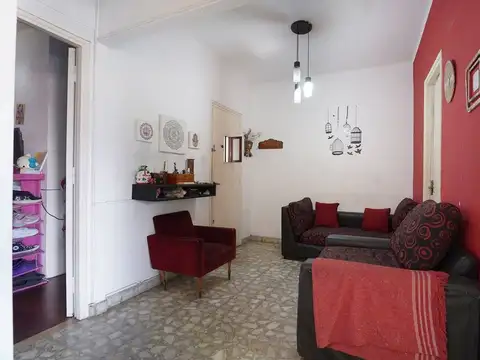 Depto Tipo Casa en Venta con 1 cocheras