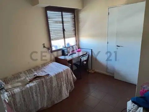 Diagonal 80 esq. 119 , Piso 0