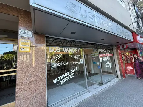 Local en Alquiler Via Púb.