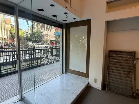 Local en Alquiler Via Púb.