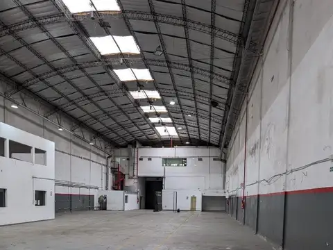 Depósito en venta - Oficinas - Baños - Cocheras - 1.280Mts2 - Paternal