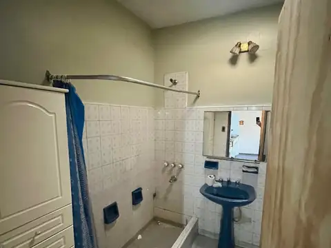 Depto Tipo Casa en Venta 60 años