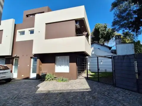 Casa en Alquiler en Adrogue, $ 1.100.000