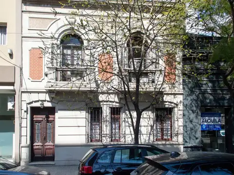 EXCELENTE CASA EN PALERMO HOLLYWOOD