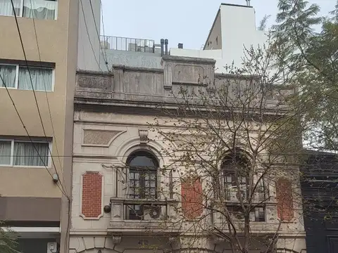 EXCELENTE CASA EN PALERMO HOLLYWOOD