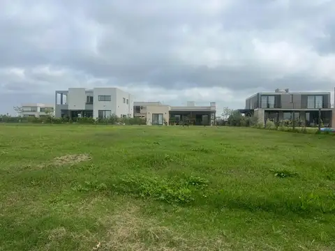 Terreno interno - Barrio Riberas - Puertos