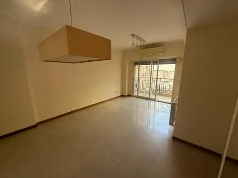 Gral J A Lavalleja 200, Piso 1