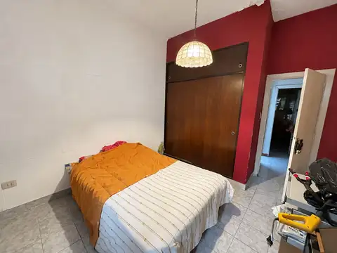 Venta Casa Liniers 3 ambientes Cochera Terraza