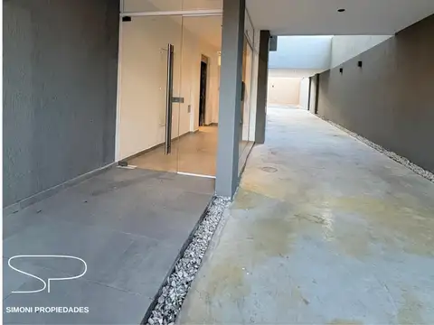 Departamento en Alquiler en Villa Ballester, $ 650.000