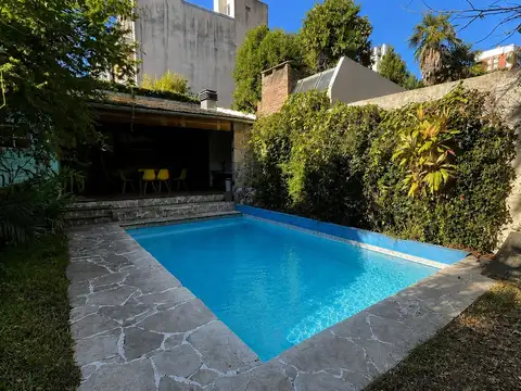 2 AMBIENTES BAJAS EXPENSAS  PRIMER PISO ESCALERA