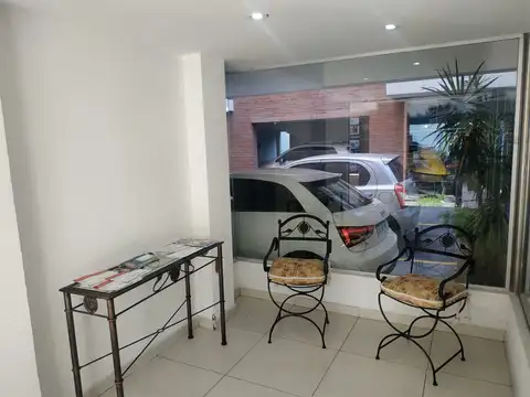 En Palomar Departamento de 2 Ambientes 4to Piso Frente F: 6939