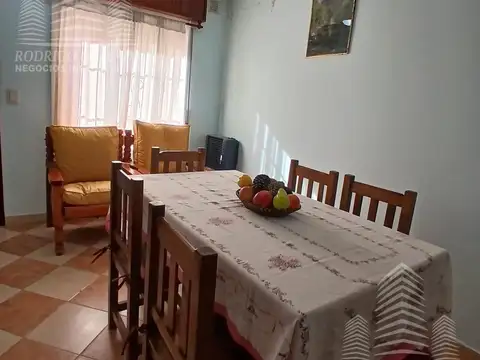 Depto Tipo Casa 4 ambientes con 2 baños