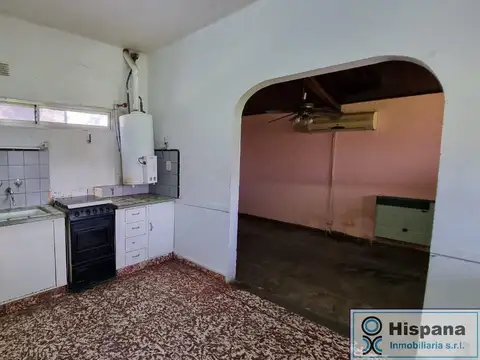 Casa 3 ambientes con 1 baño