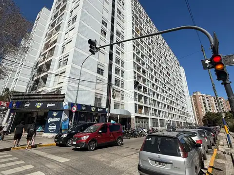 Alquilo 24 Meses en La Boca, Monoambiente, Balcón, Cocina, Apto Profesional