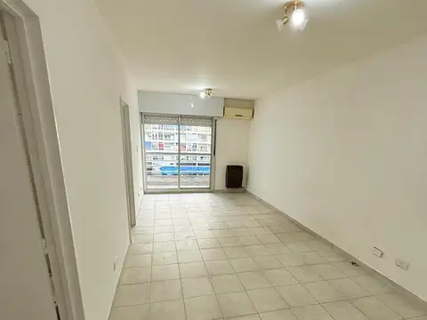 Pi Y Margall 400, Piso 3