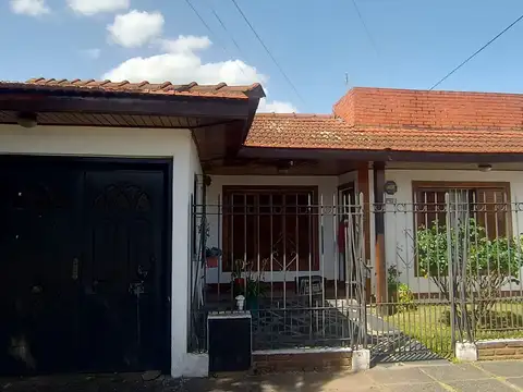 Casa - Venta - Argentina, Burzaco - Buenos Aires 326