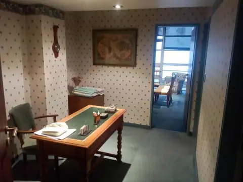 ALQUILER OFICINA COMERCIAL EXCELENTE  UBICACION