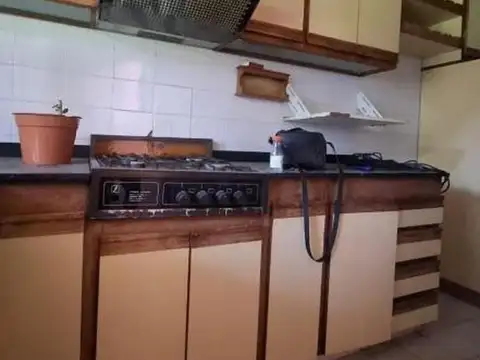Depto Tipo Casa en Venta al Este