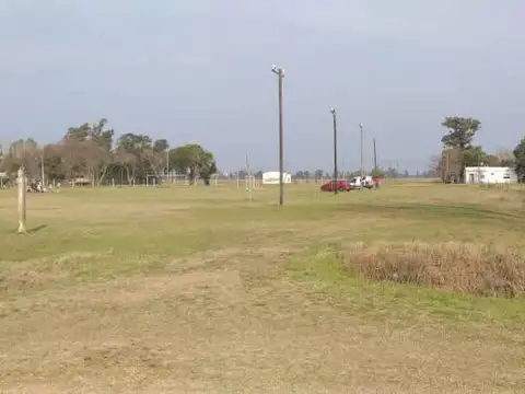 Calle F Varela 100 | Lote 7 y 100