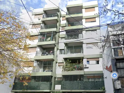 Departamento 2 ambientes al frente con balcón el alquiler Flores