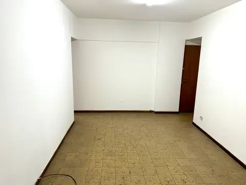 Departamento en Alquiler en Flores Norte, $ 650.000