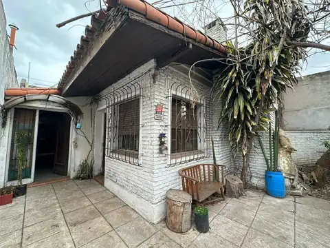 Casa en Venta en Castelar, USD 81.000