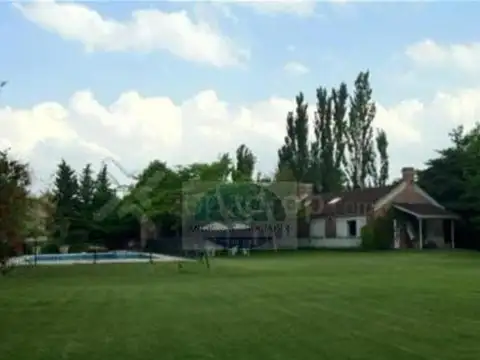 Casa en Alquiler Temporal en Bella Vista, USD 2.900